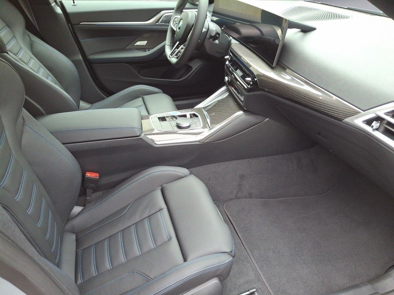 BMW i4 - Bild 8