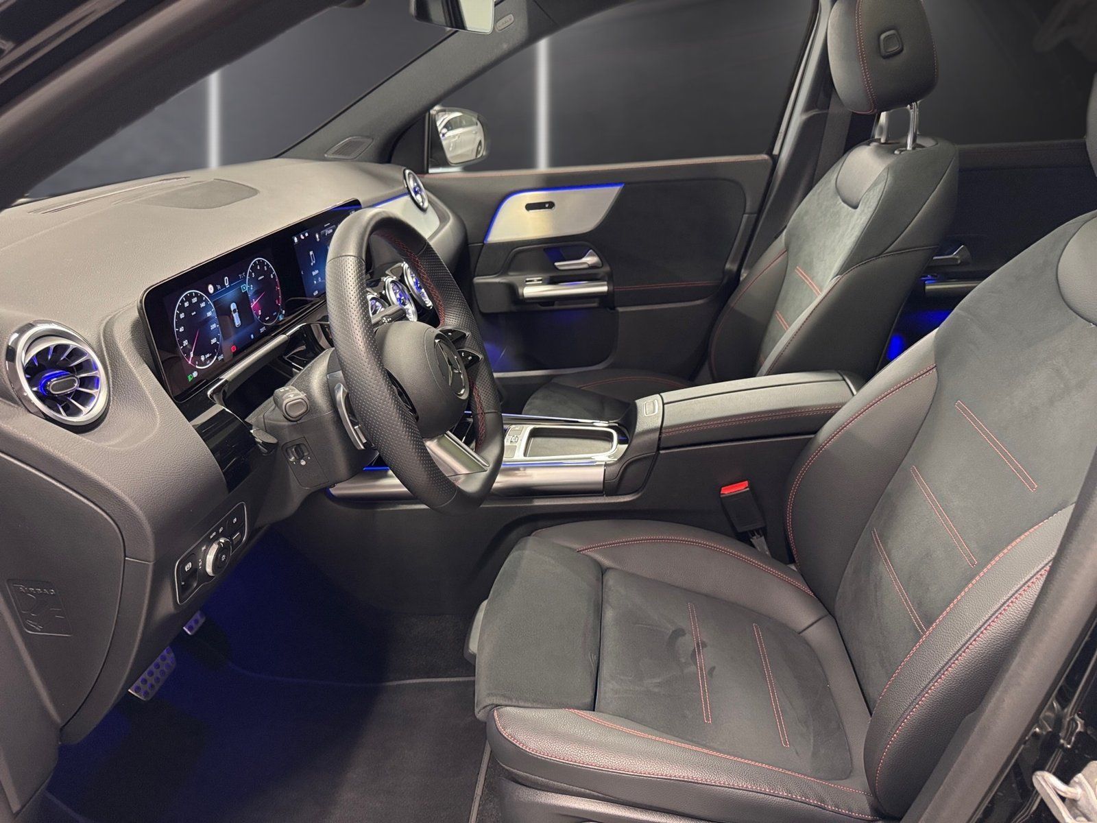 Fahrzeugabbildung Mercedes-Benz GLA 200 AMG*Panorama*Multibeam*Kamera*EasyPack*