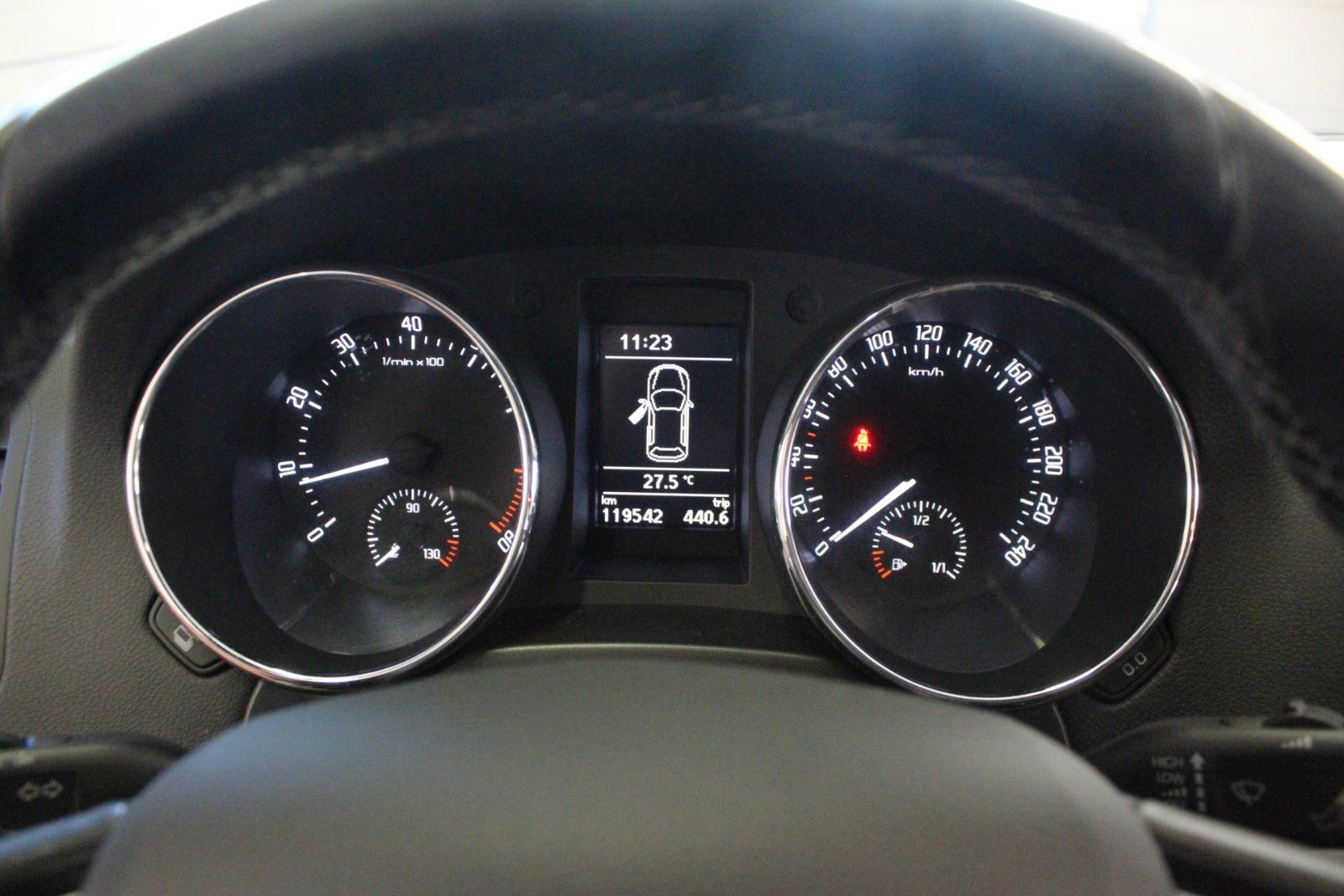 Fahrzeugabbildung SKODA Yeti 1.2 TSI Ambition AHK *Winterräder