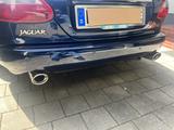 Jaguar XK8 Cabriolet - - blaue Jaguar XK8