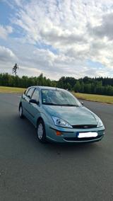 Ford Focus 1.4 Ambiente Ambiente - gebrauchte Ford Focus aus dem Jahr 1999