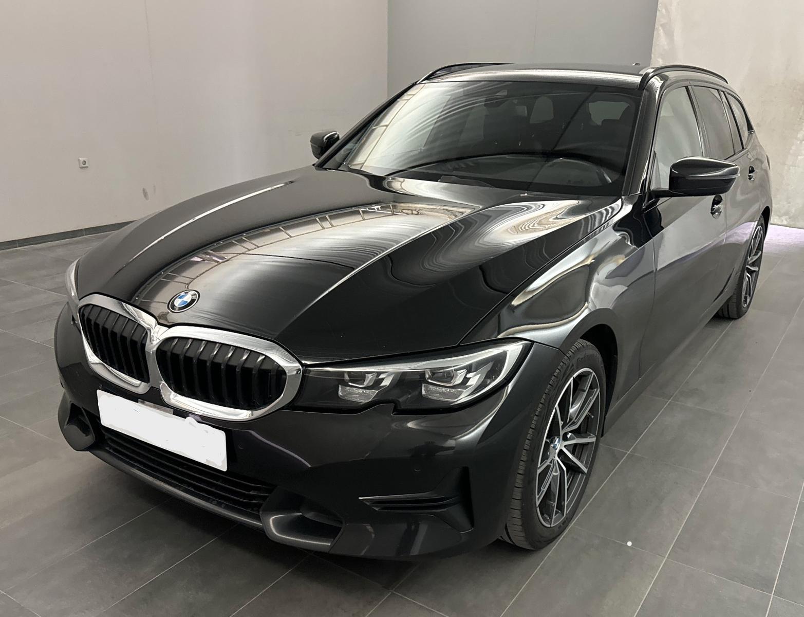 BMW 318 i T SPORT LINE LED NAVI LEDER TP CAM AHK 18"
