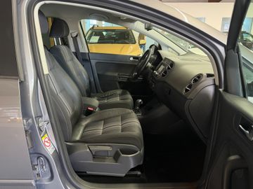 Volkswagen Golf - 10