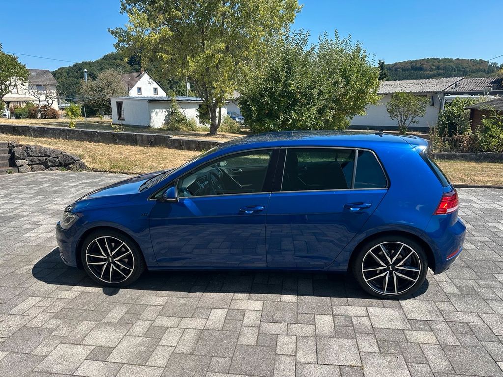 Image of Volkswagen Golf