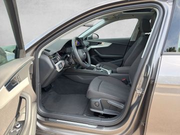 Audi A4 Lim. 30 TDI S tronic advanced|Schiebedach|DAB