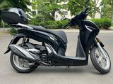 Honda SH 350 A ABS / TOPCASE / - Offers