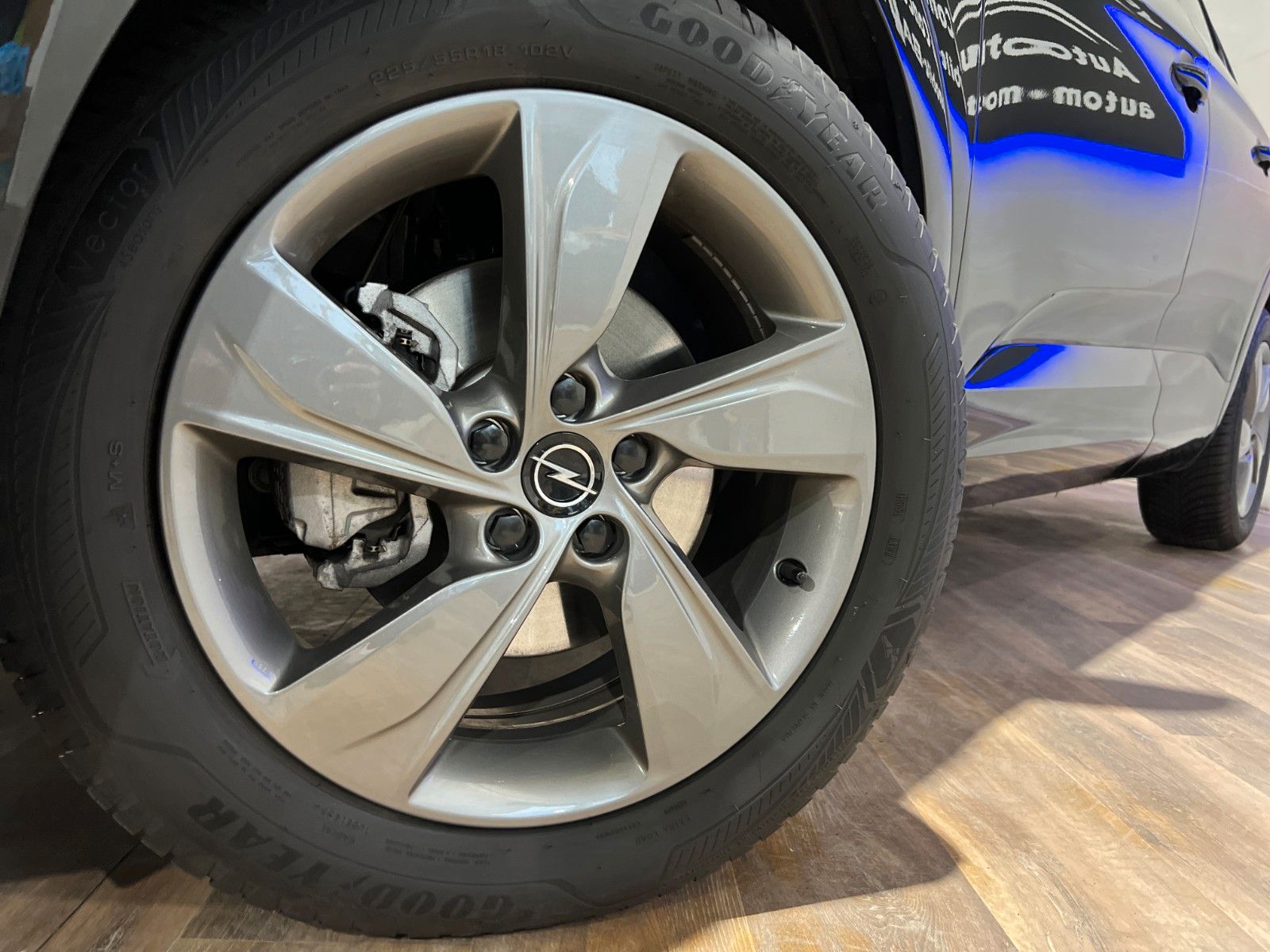 Fahrzeugabbildung Opel Grandland Enjoy *Automatik *NAVI *ASSISTENZ *