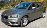 BMW 218 2 Active Tourer 218 i Advantage aus 1-Hand - BMW 218 mit Benzin-Antrieb: Limousine, Schaltgetriebe