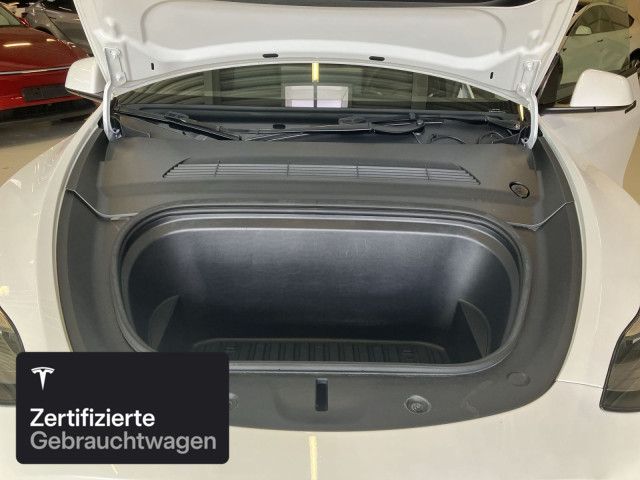 Tesla Model Y Long Range AWD foto 8