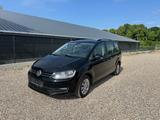 Volkswagen Sharan 2.0 TDI SCR DSG Comfortline,7Sitze - Volkswagen Sharan in Lübeck