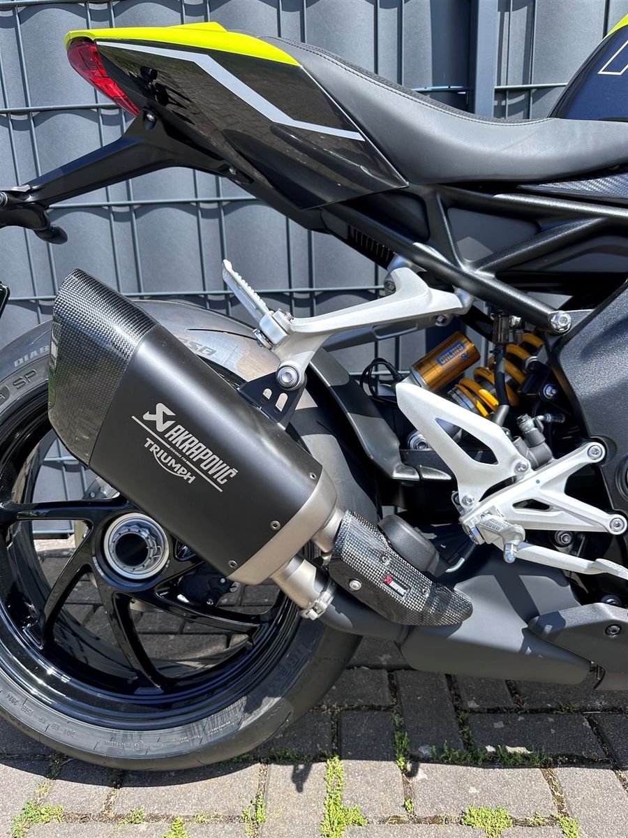 Fahrzeugabbildung Triumph Speed Triple 1200 RX