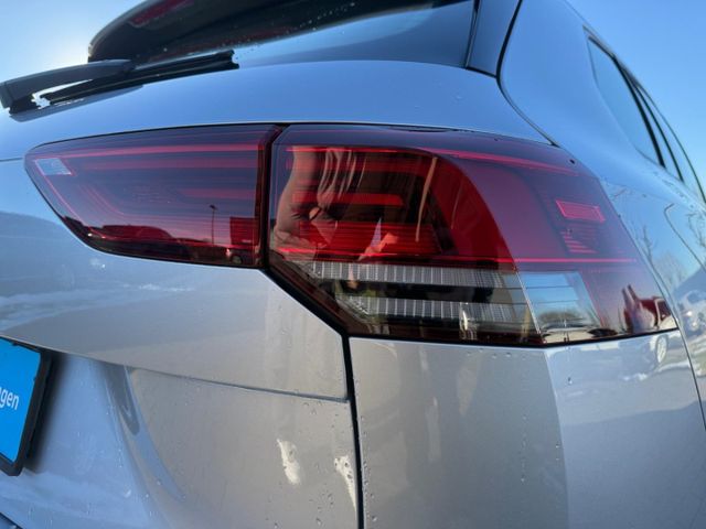 Golf Variant 8 VIII Life 1.0 eTSI Navi ACC Apple