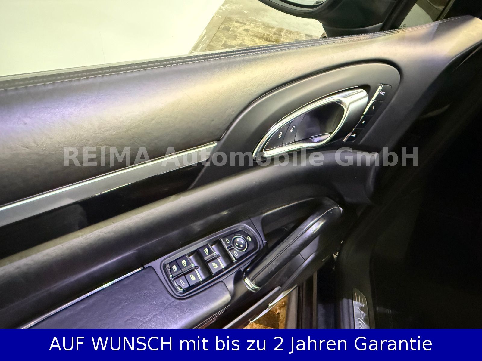 Fahrzeugabbildung Porsche Cayenne 3,0 Diesel Platinum Edition, Pano