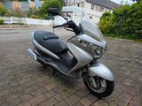Suzuki Burgman UH 200 - SUZUKI BURGMAN 200
