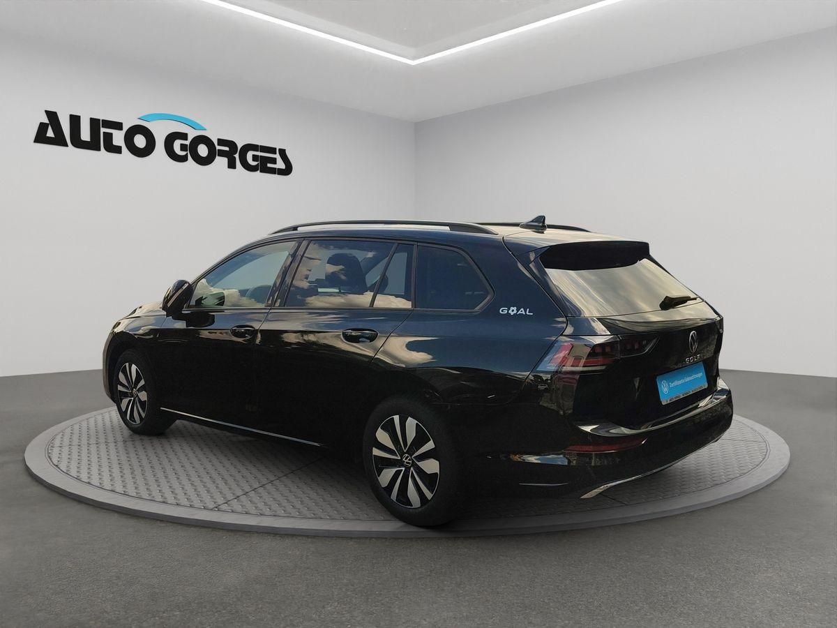 Volkswagen Golf - Bild 2