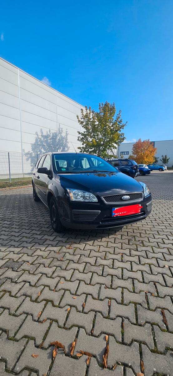 Ford Focus 2006 — engine 1.388 cm³, 80 HP (59kW)