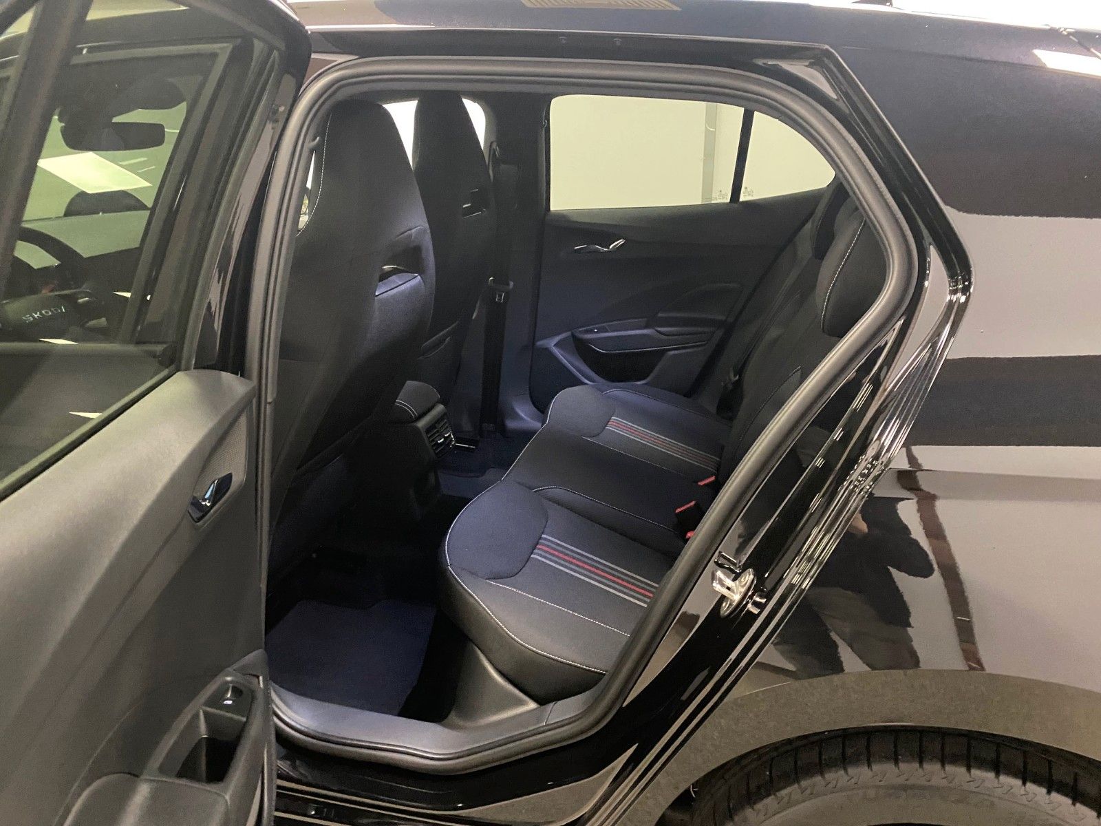 Fahrzeugabbildung SKODA Fabia 1.5 TSI DSG Monte Carlo+KAMERA+Android+ALU