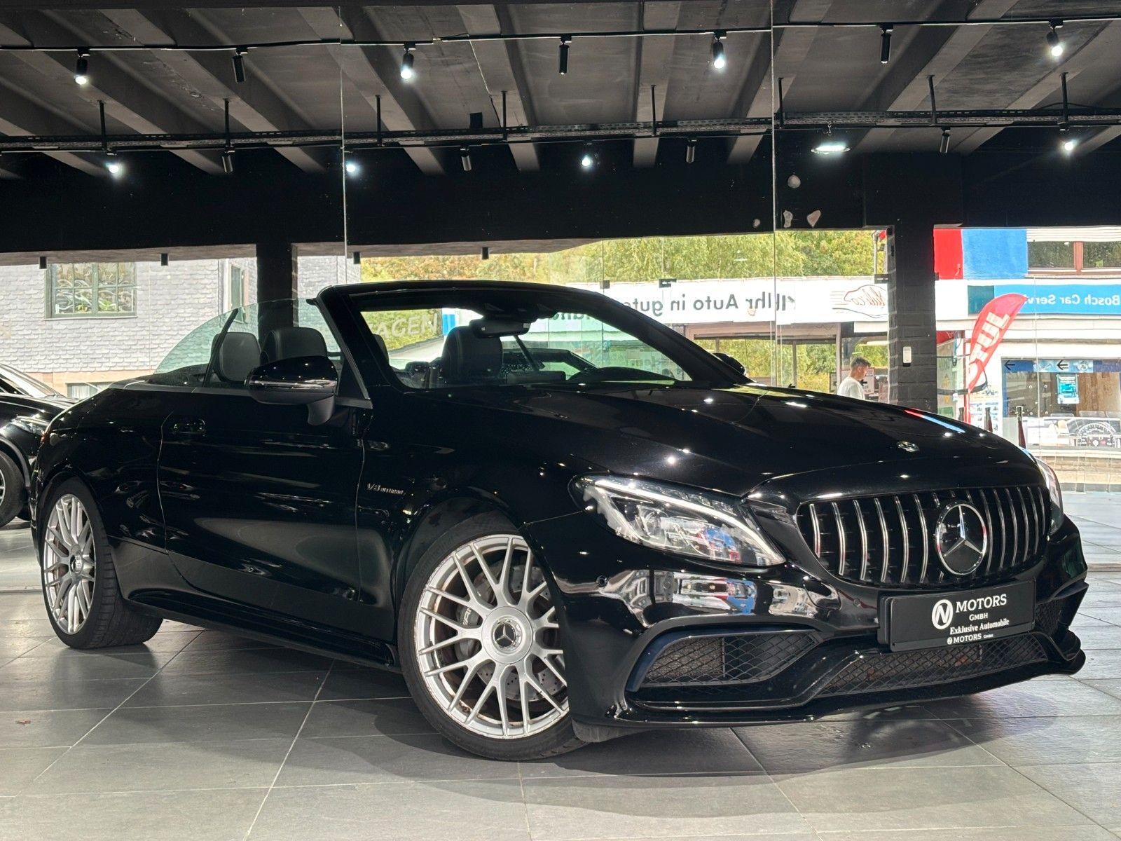 Fahrzeugabbildung Mercedes-Benz C 63 AMG Cabrio*Burmester*Ambiente*HUD*S-Auspuff