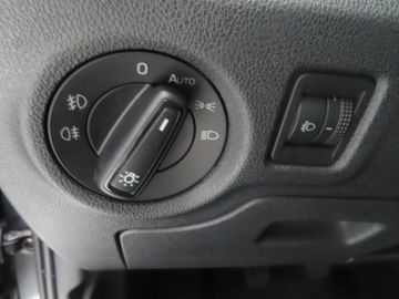 Fotografie 15 des Skoda Fabia 130 Jahre 1.0 TSi 70kw 5J.Garantie,Klima