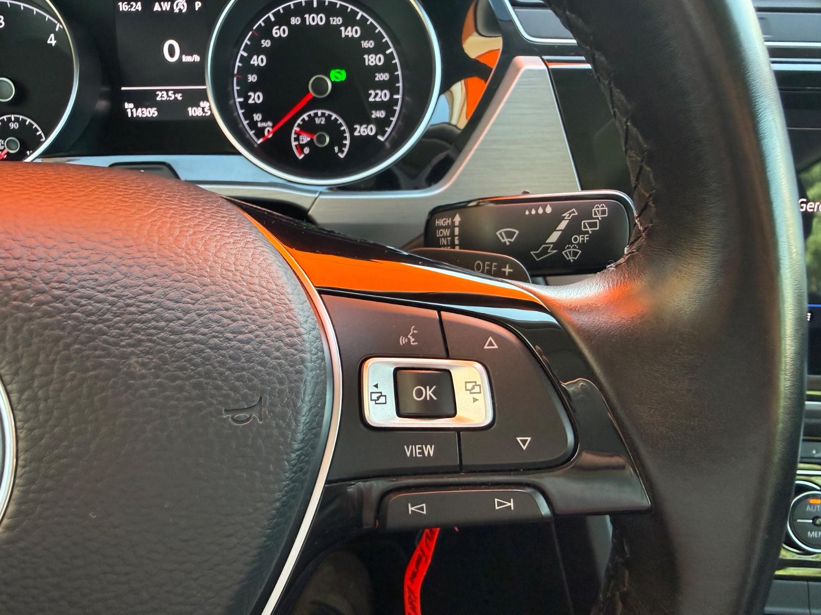 Volkswagen Touran Comfortline=7.Sitzer = 298,- € Monat =, миниатюра 23