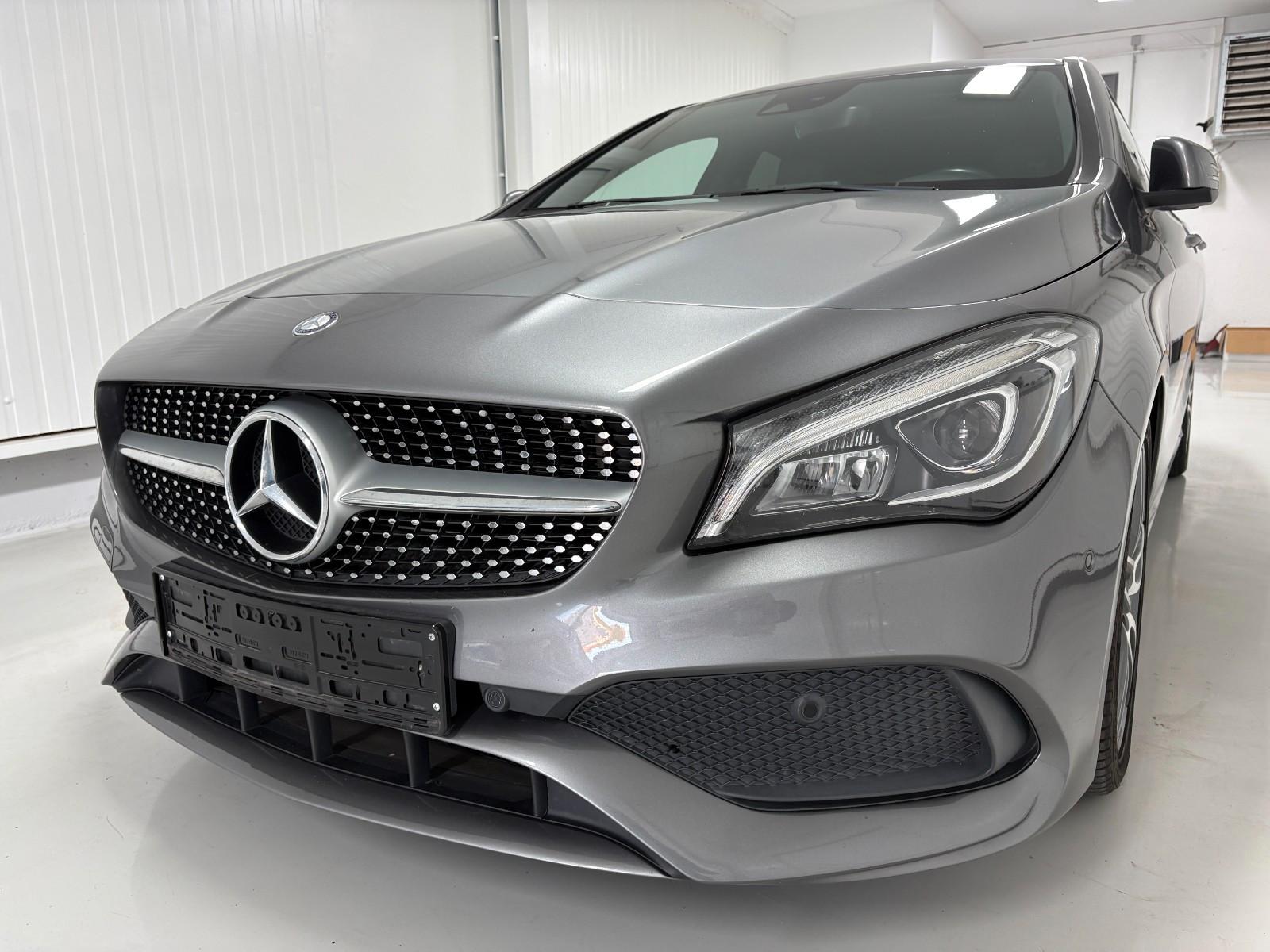 Mercedes-Benz CLA 220 AMG Line / LED/Navi/R-Kamera/18"