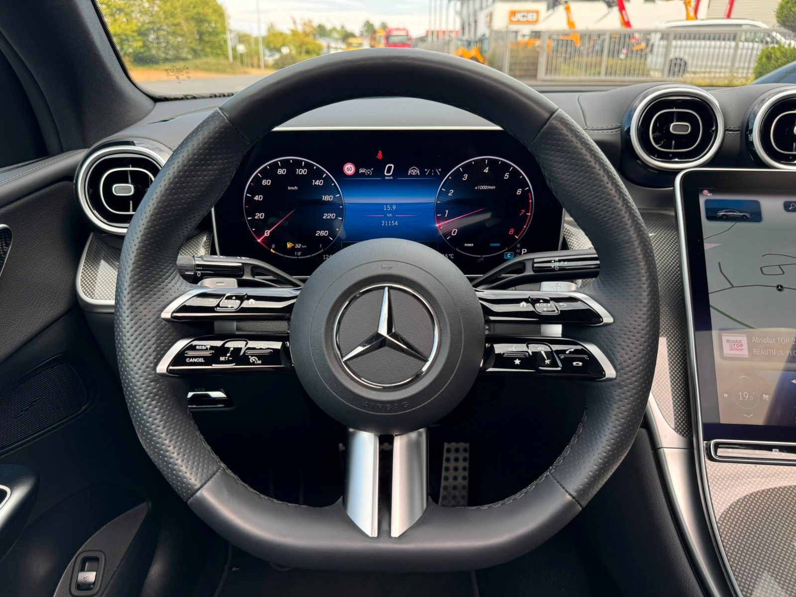 Fahrzeugabbildung Mercedes-Benz GLC 200 4M AMG Distr+360°+Pano+Ambiente+Keyless