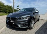 BMW 220 Active Tourer 220d xDrive Luxury Line A ... - BMW 220 Active Tourer von privat