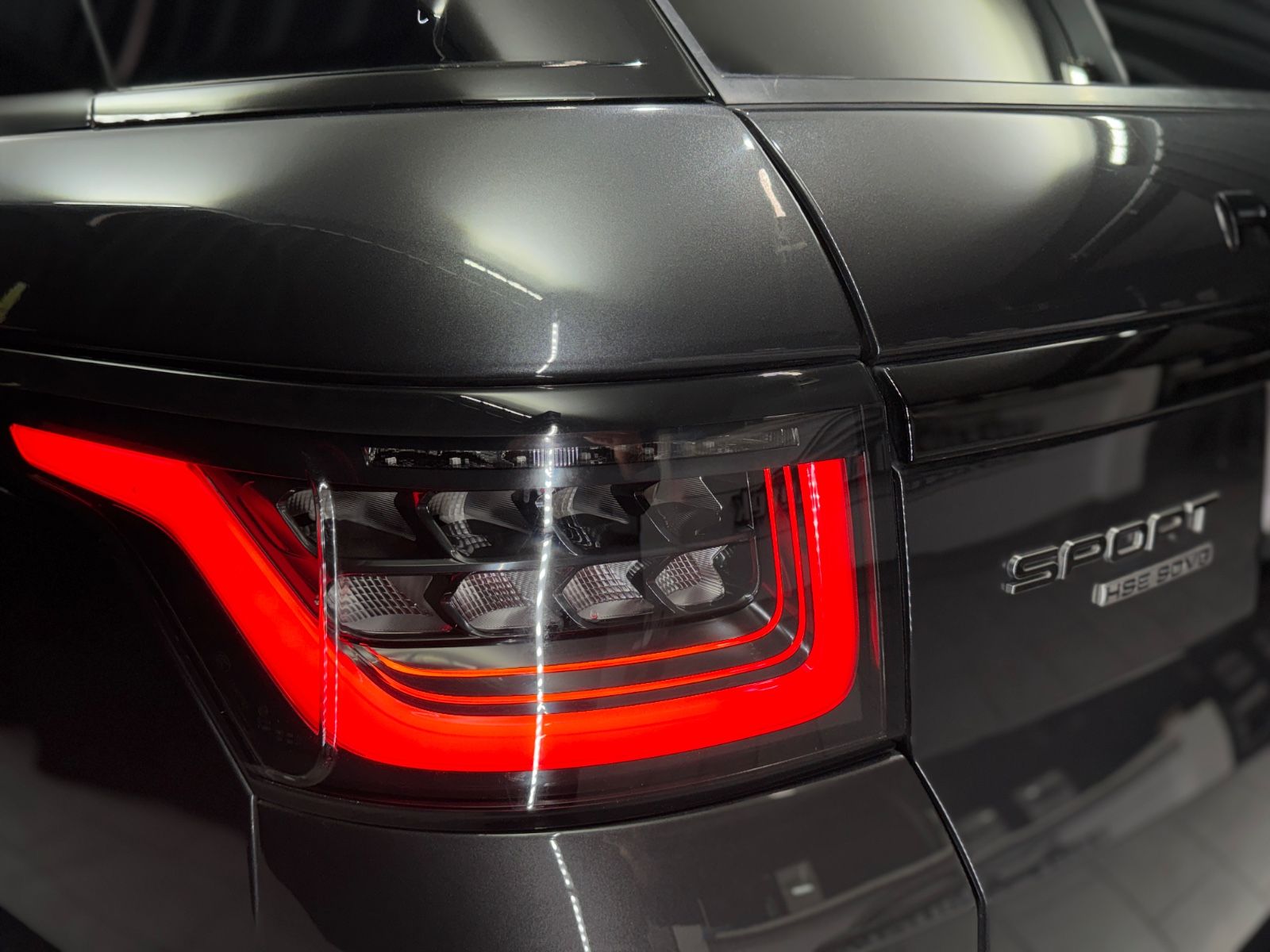 Fahrzeugabbildung Land Rover Range Rover Sport HSE Dynamic|MERIDIAN|360°|HuD