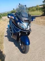 Suzuki Burgmann 650 Exekutive 