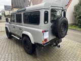 Land Rover Defender TD4 110 / TÜV Neu! - silberne Land Rover Defender