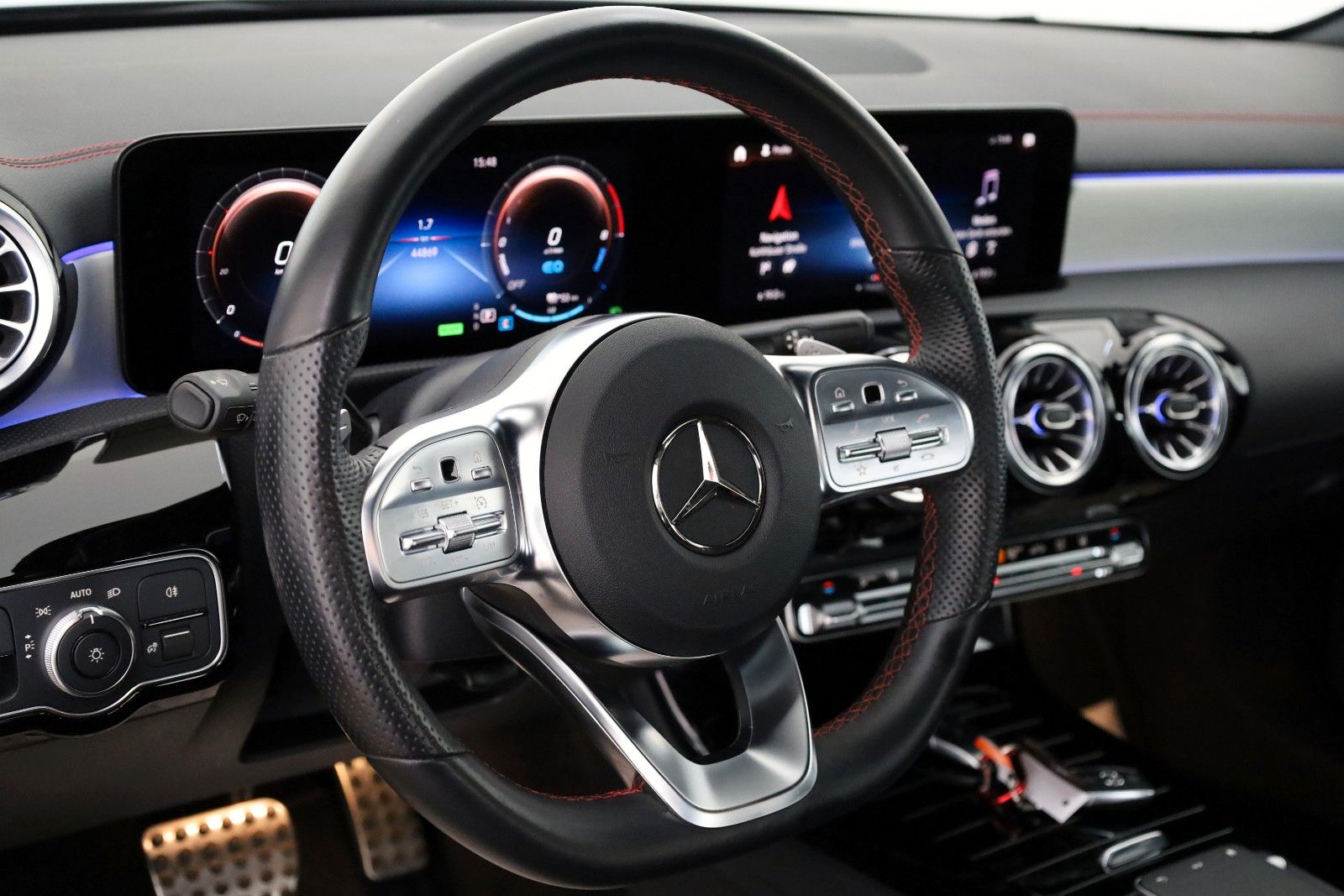 Fahrzeugabbildung Mercedes-Benz CLA 250 e Coupe AMG line,T.Leder,Navi,LED,SH,Kam