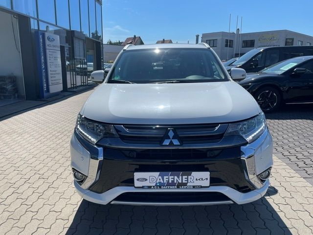 Fahrzeugabbildung Mitsubishi Outlander PHEV Top 4WD 360° AHK Leder DAB Schieb