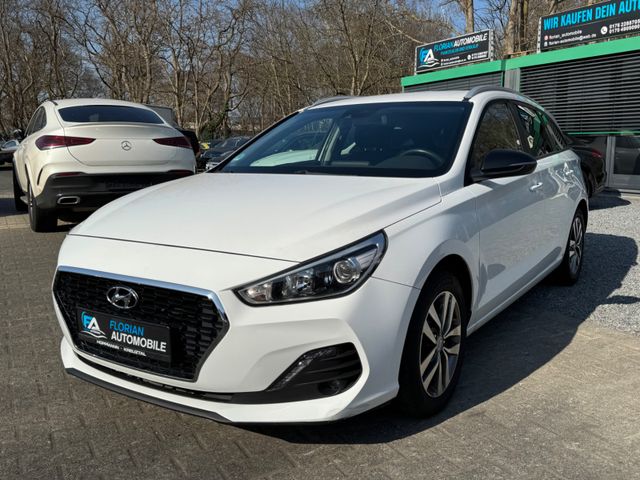 Hyundai i30 cw YES! Benzin/Navi/Kamera/Sitzheizung/MwSt