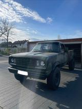 Dodge W200 - Dodge: W200