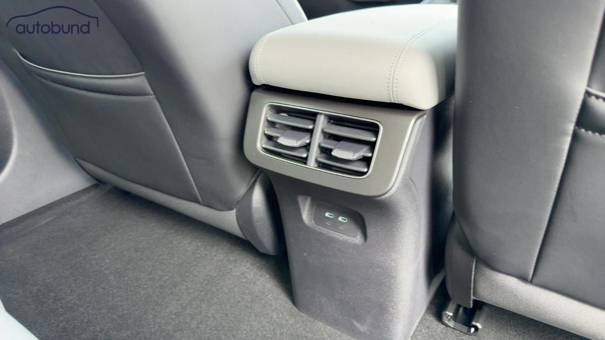 BYD SEAL 6