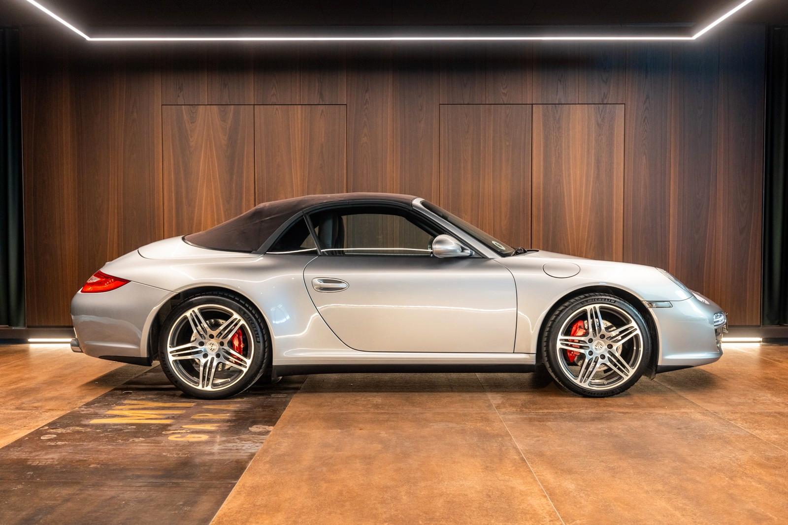 Porsche 911 Carrera 4 S Cabrio