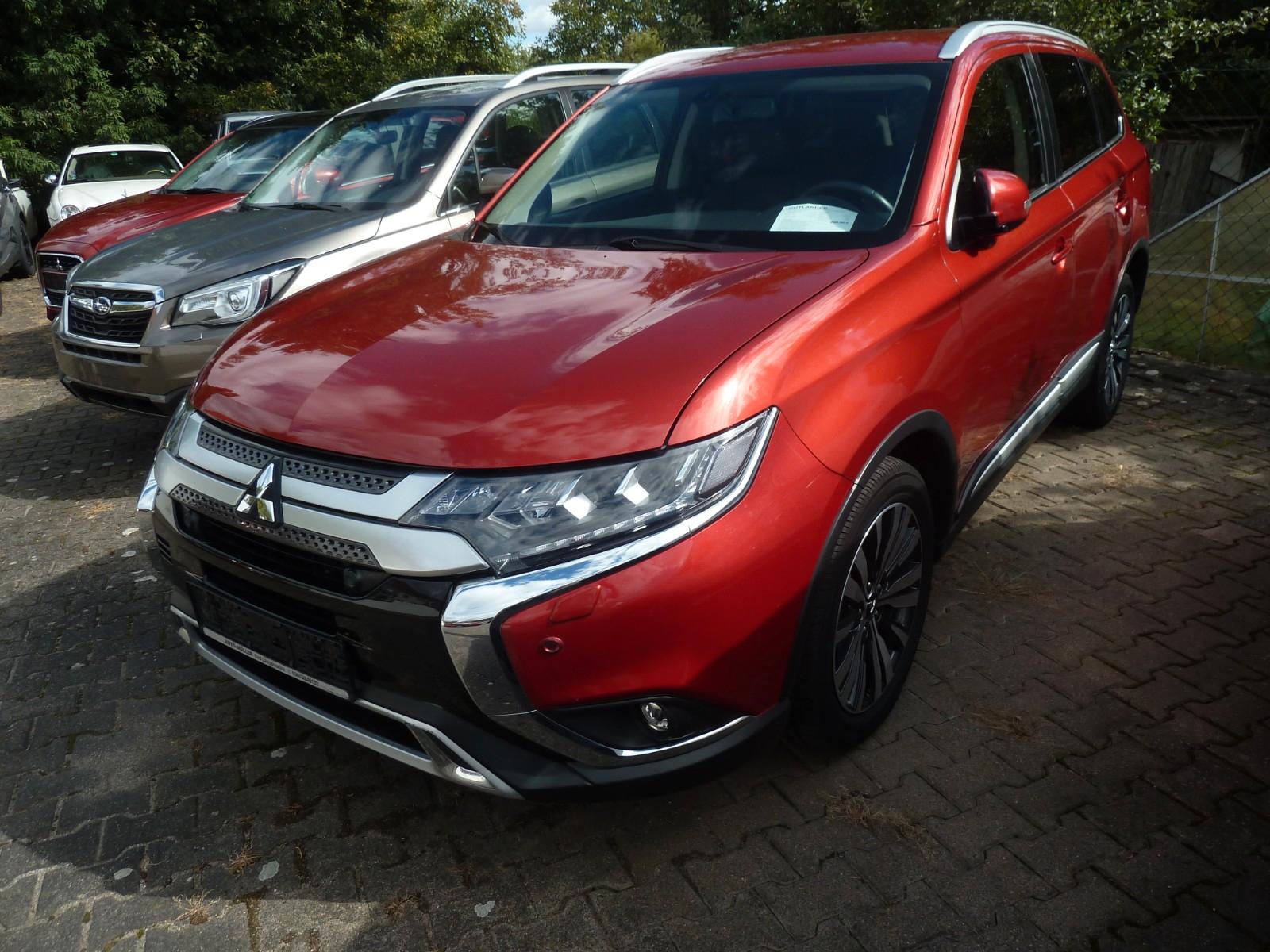 Mitsubishi Outlander 2.0 MIVEC Diamant Ed.+  4WD CVT