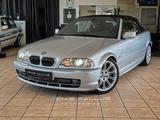BMW 330 Ci Cabrio 330i Leder/H&K/Schalter!Eisenmann - BMW 330 aus 2001: 330i