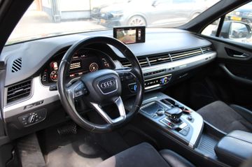 Audi Q7 - 9
