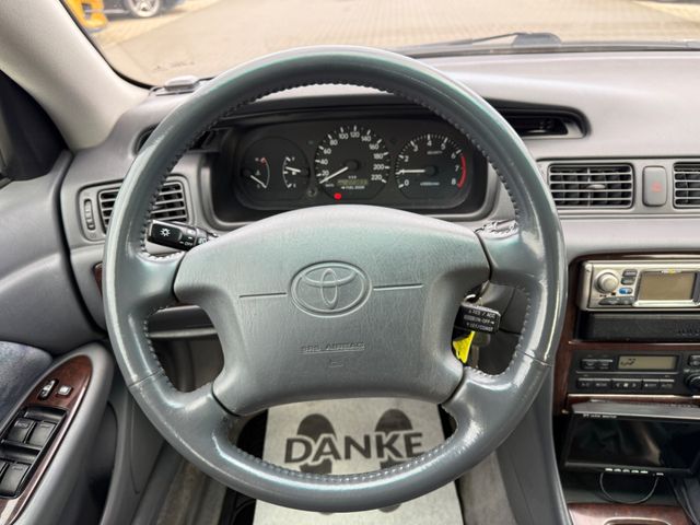 Toyota Camry  2.2