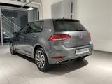 Volkswagen Golf 1.6 TDI DSG Sound +NAVI+ALLWETTER - Volkswagen Golf Golf1 mit Diesel-Antrieb