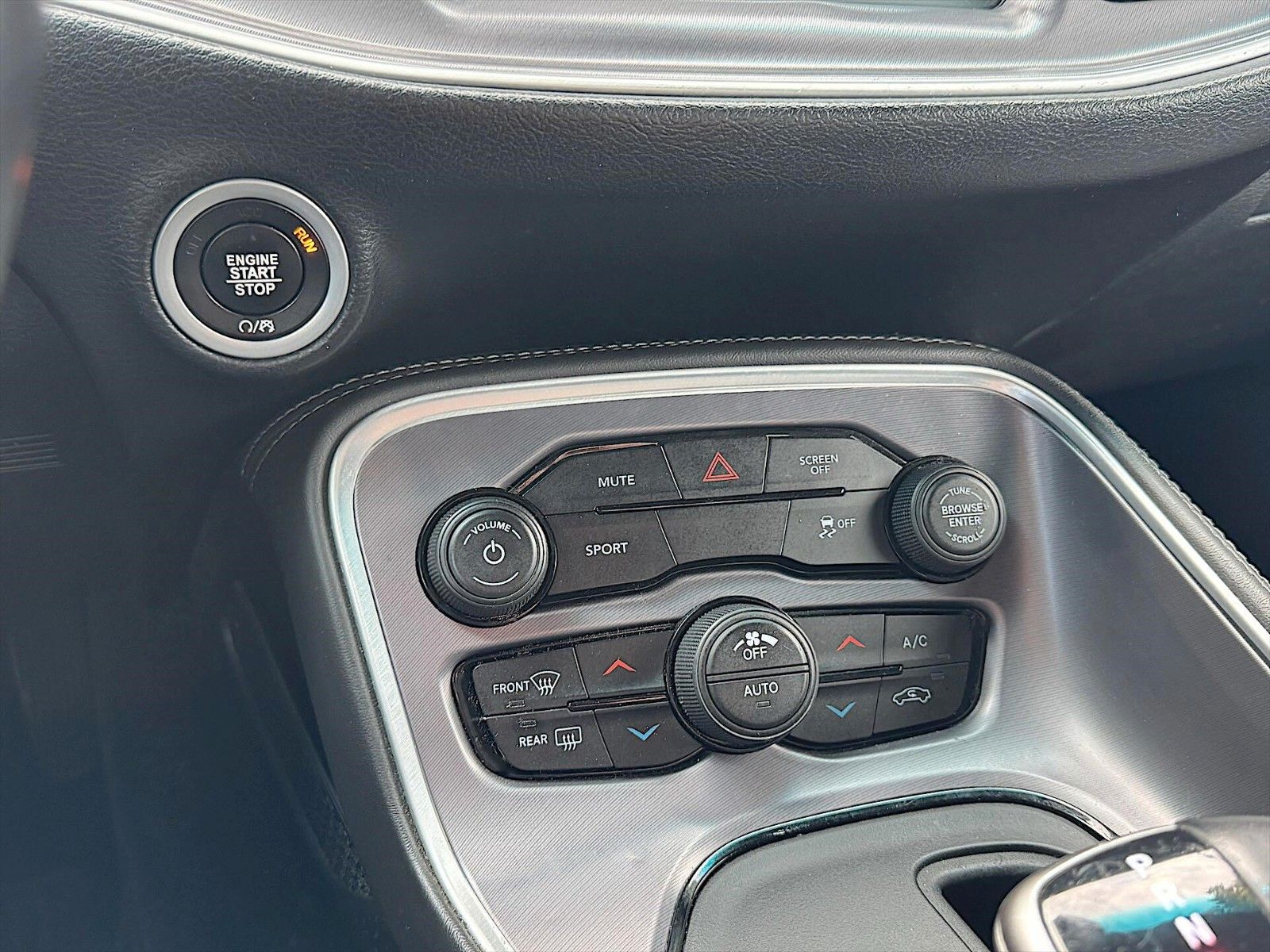 Fahrzeugabbildung Dodge Challenger 3.6 4x4 GT Sport *Kamera*LED*TÜV 26*