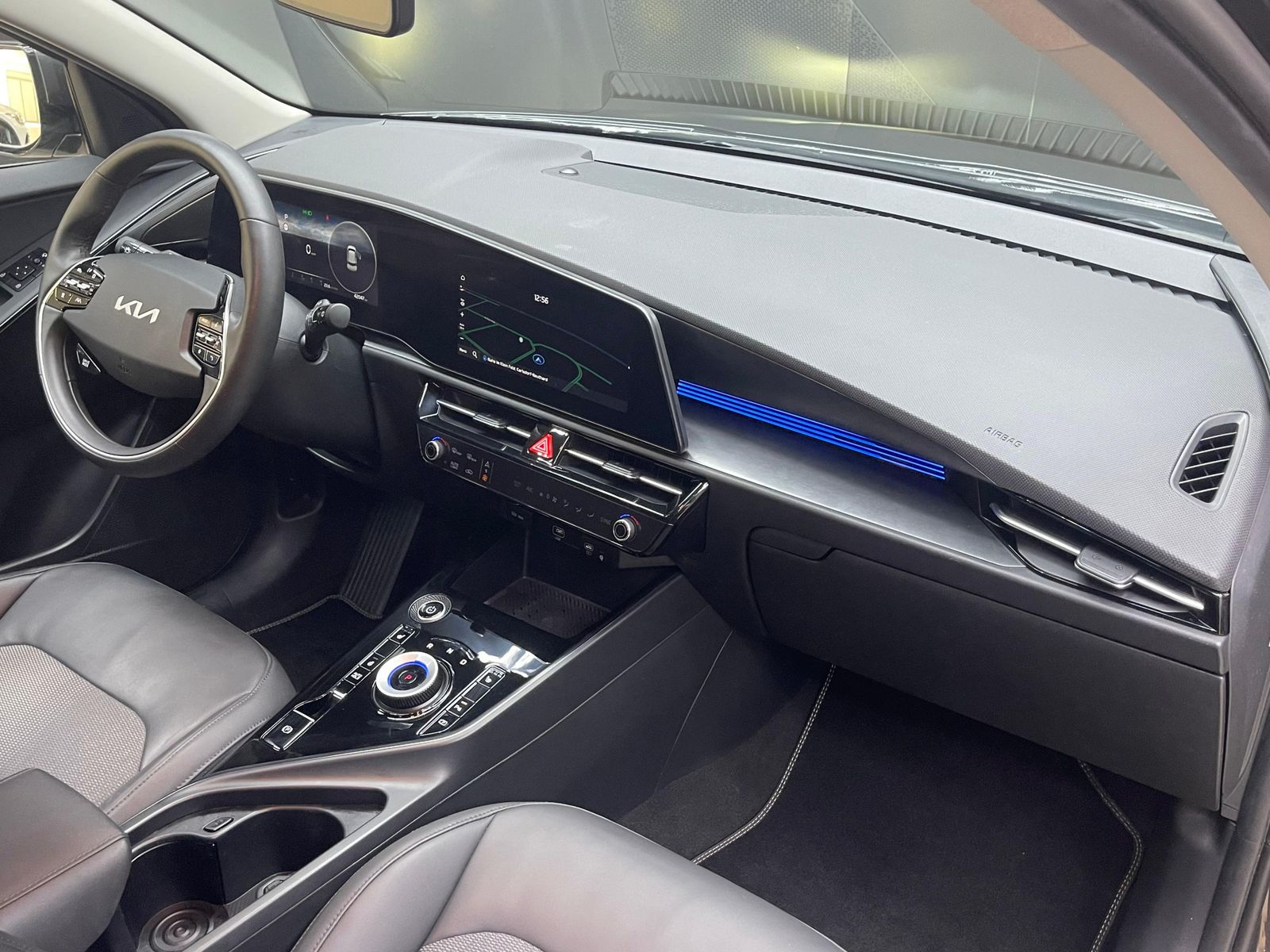 Fahrzeugabbildung Kia e-Niro Spirit LEDER+NAVI+LED+SHZ+H&K+KAM+ACC+WP+