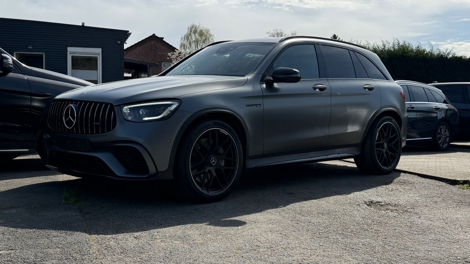 MERCEDES-BENZ GLC 63 AMG|BURMESTER|PERFORMANCE|NIGHT|LED|