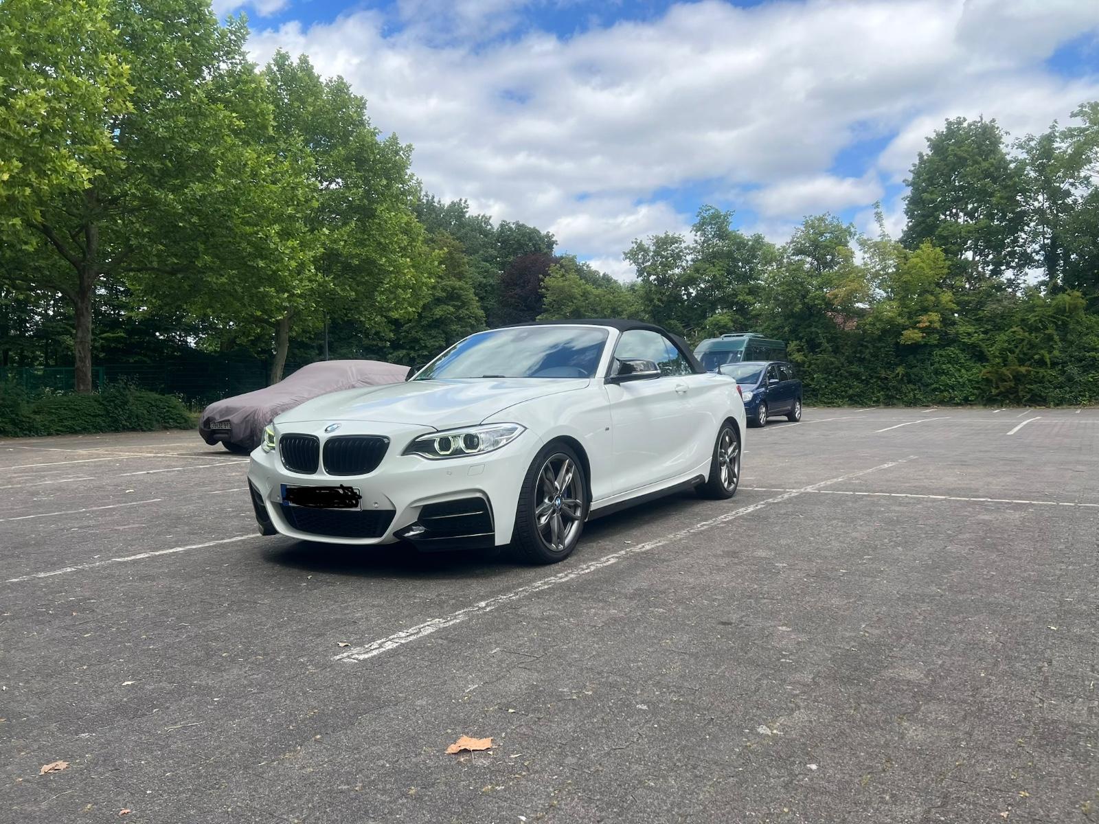 BMW M235 BMW F23 M235i Cabrio -