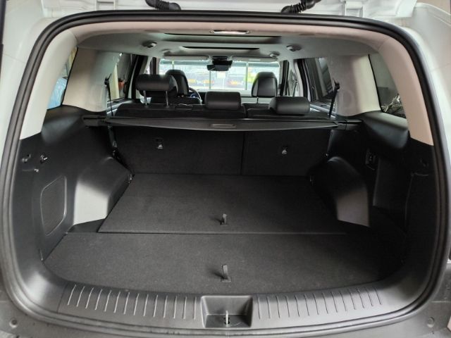 Fahrzeugabbildung Hyundai SANTA FE HEV MY25 1.6 T-GDI 215 PS 4WD Signature