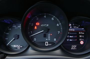 Porsche Macan GTS*ACC,BOSE,Pano,Scheckheft,Approved0227