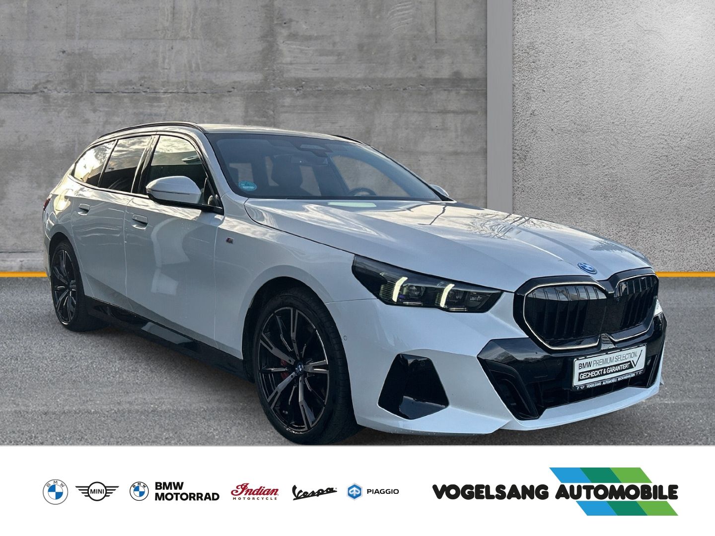 Fahrzeugabbildung BMW 550 e xDrive Touring,M Sport,AHK,Panodach,HeadUp