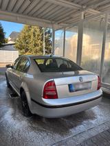 Skoda SuperB 1.9TDI tschechische Papiere u... - Skoda Superb mit Diesel-Antrieb: Limousine, 1.9
