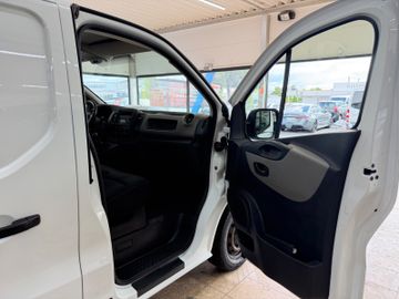 Renault Trafic - 10